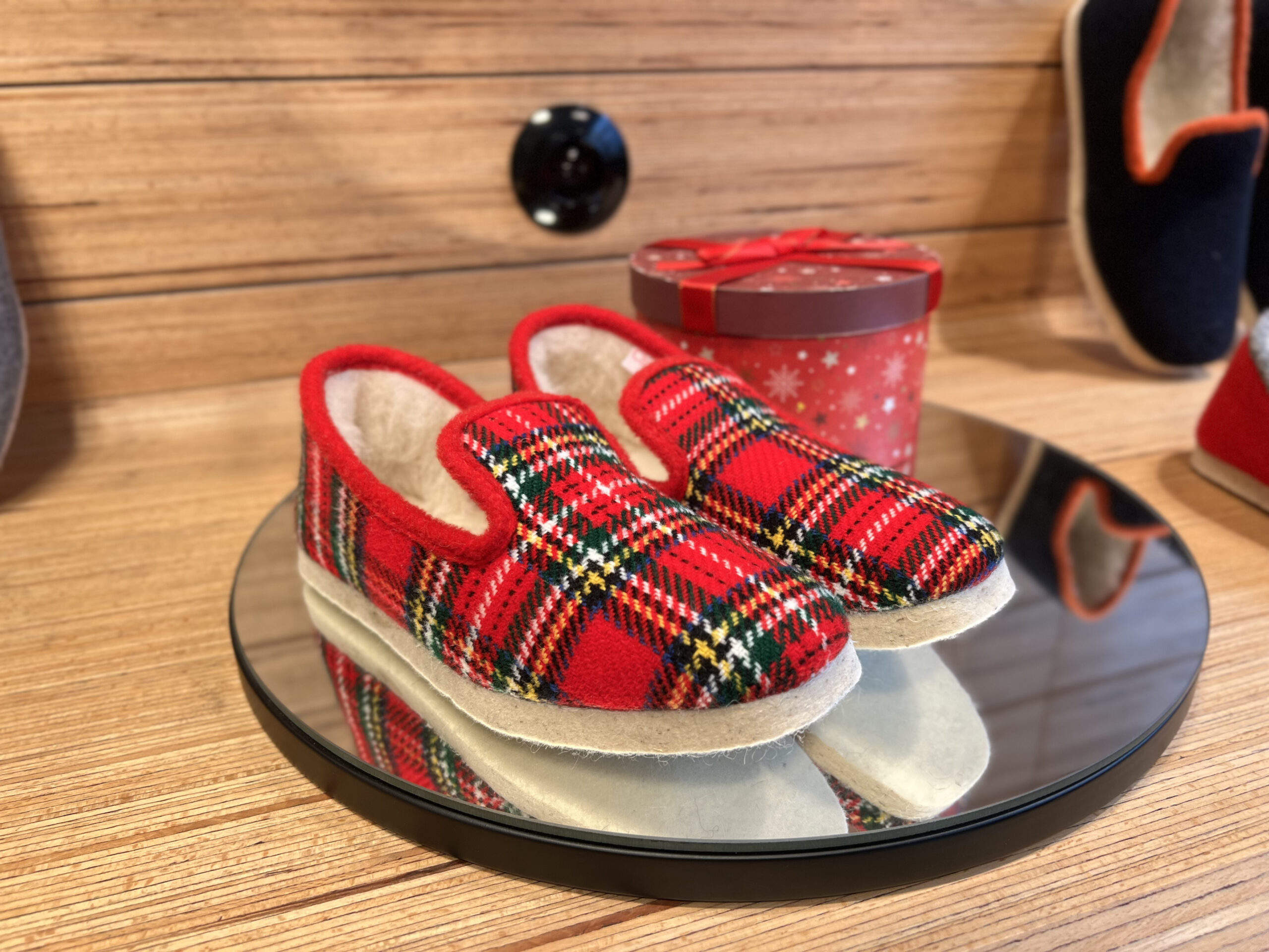 charantaises chausse mouton chaussons 01