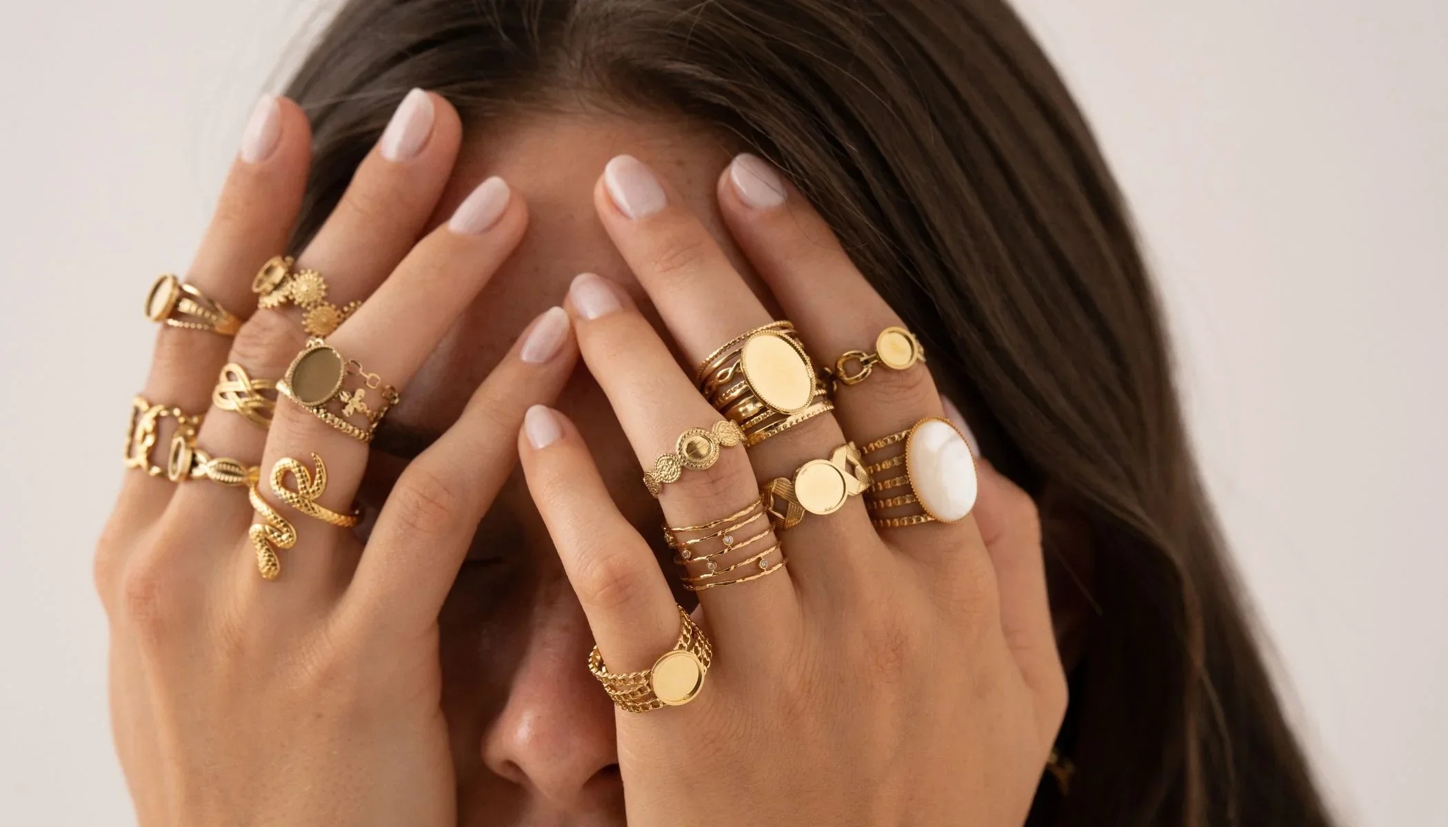 5 tendances bijoux à adopter en 2026 acier inoxydable(1) 5 tendances bijoux à adopter en 2026 acier inoxydable(1)