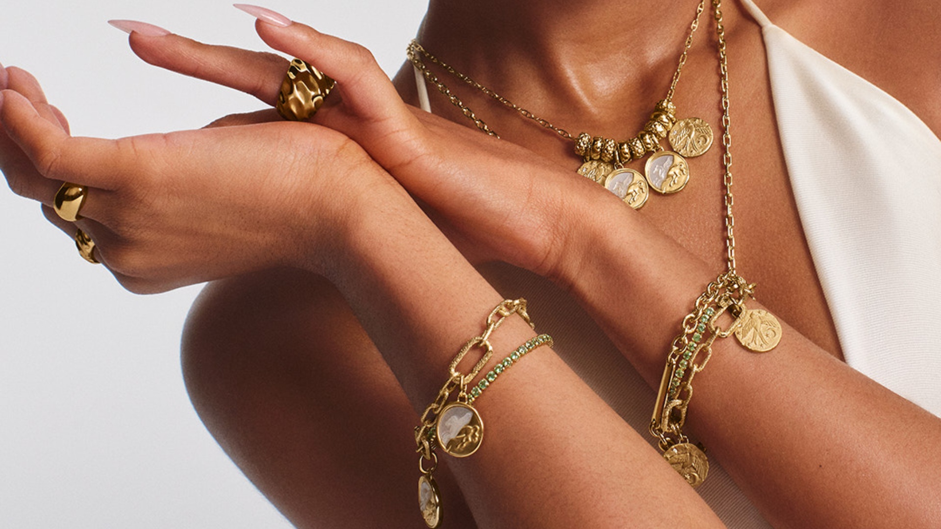 5 tendances bijoux à adopter en 2026 talisman(1) 5 tendances bijoux à adopter en 2026 talisman(1)