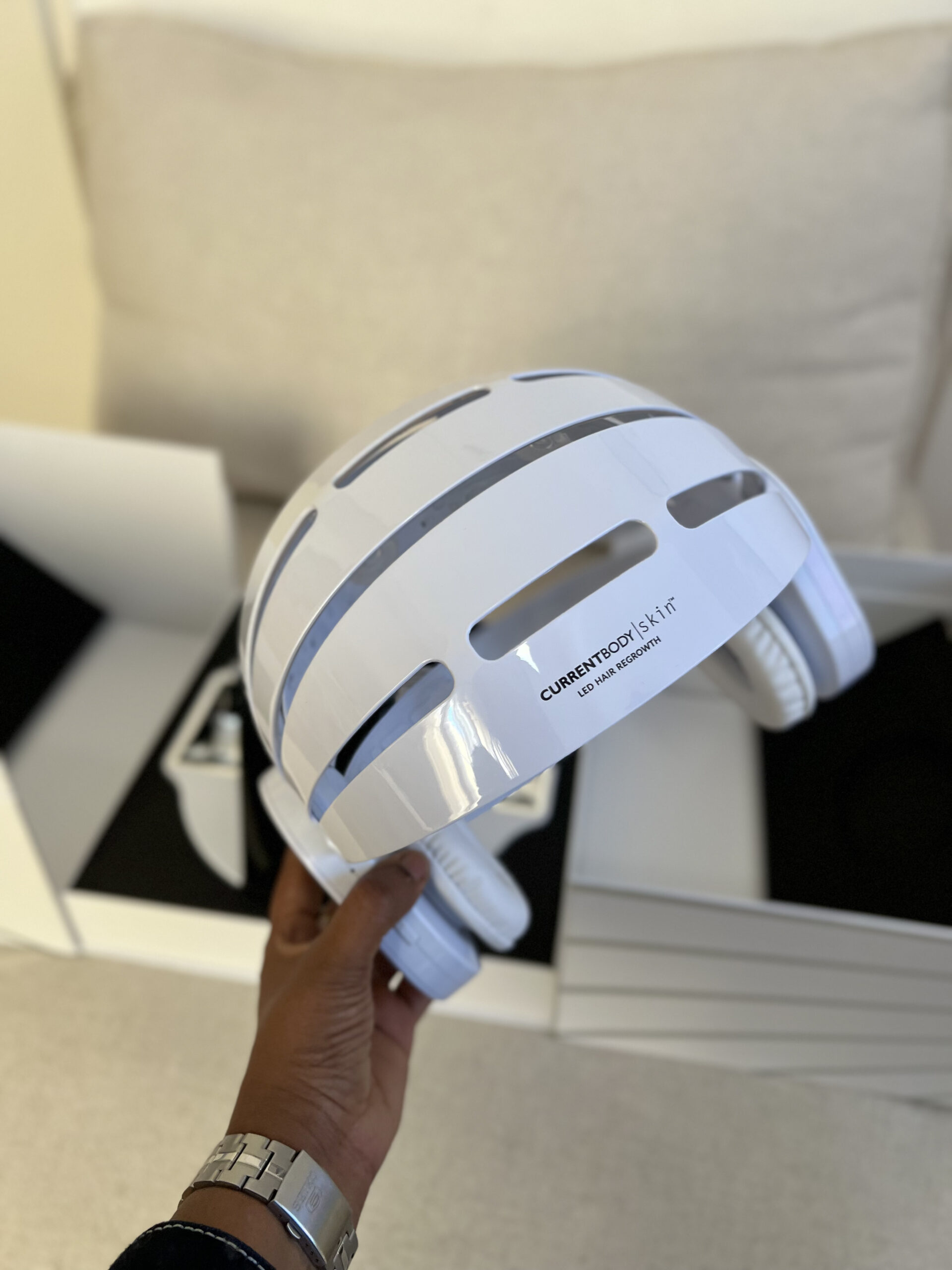 CurrentBody Skin Casque LED repousse cheveux IMG 5166