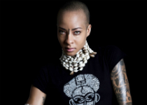 Vodounsi by Danhomè : L&rsquo;héritage Vaudou au coeur de la culture urbaine