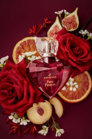 HighOnLove dévoile son parfum signature Pure Passion