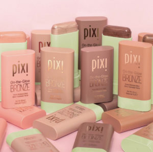 Pixi sublime le teint avec le blush stick On-The-Glow Bronze