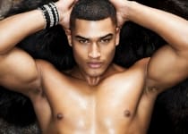 Hot Shoot : Rob Evans pour Fiasco Magazine