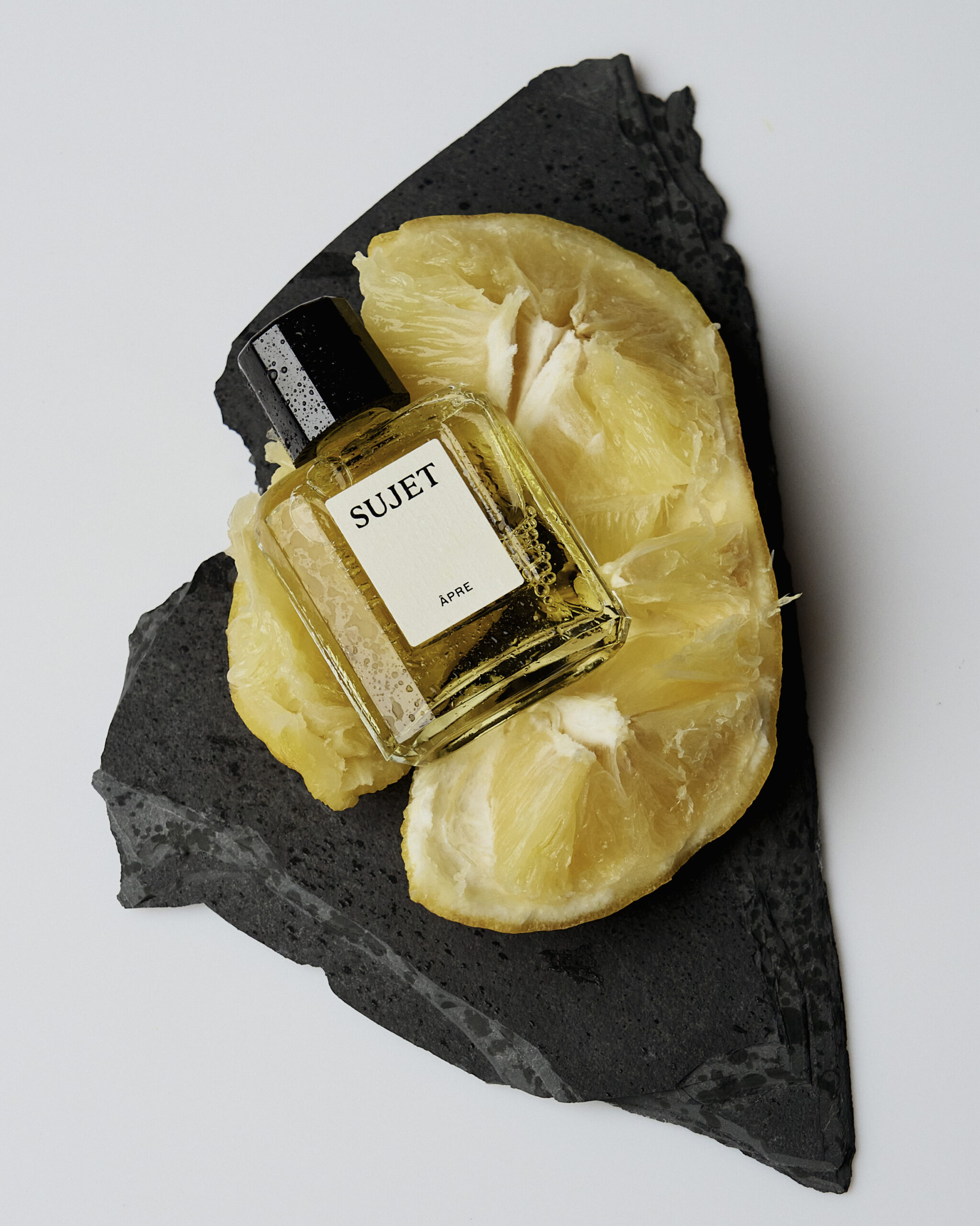 Sujet Parfums Âpre immortelle 10 Sujet Parfums Âpre immortelle 10