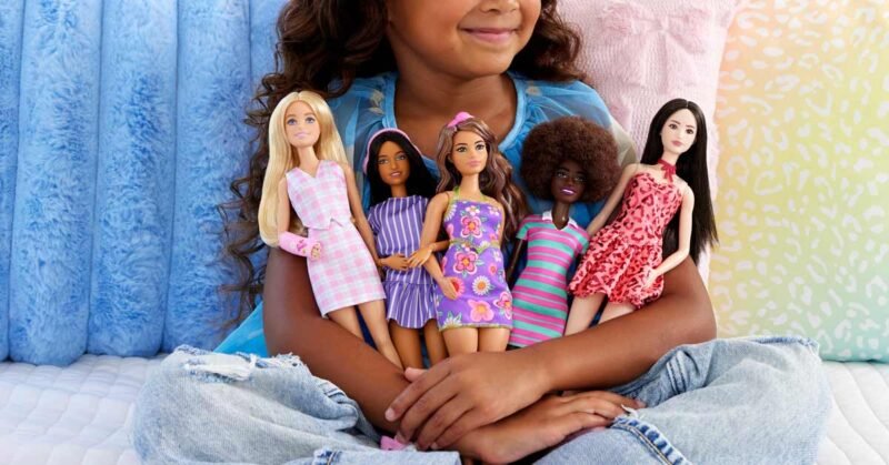 Barbie : Mattel dévoile sa première poupée atteinte d'un diabète de type 1 (et équipée d'une pompe à insuline