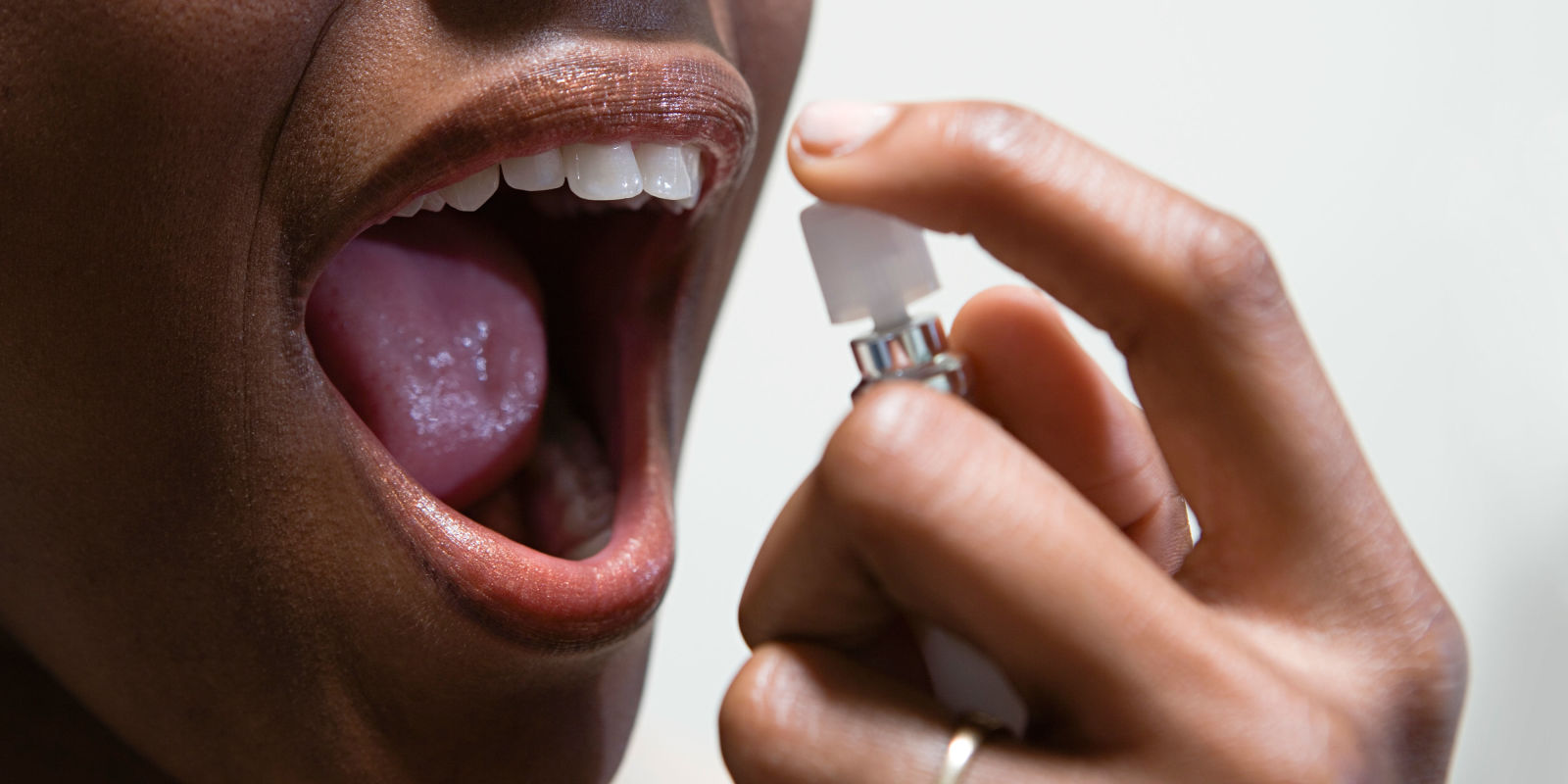 CB12 la solution contre la mauvaise haleine