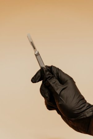 Le Dermaplaning : L&rsquo;ultime secret pour une peau radieuse !