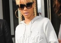 Rihanna est « Rich » et veut que vous le sachiez