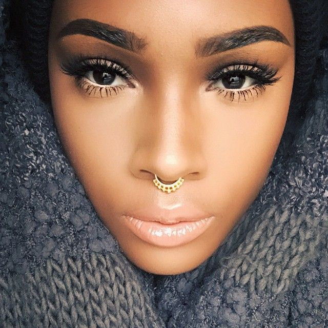 Piercing au septum : Le nouvel accessoire en vogue